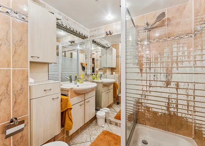 Schickes Zentral In Rhein-main, Wlan&tv Apartamento *