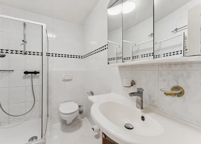 Schickes Zentral In Rhein-main, Wlan&tv Apartamento *