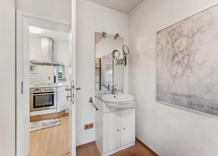 Schickes Zentral In Rhein-main, Wlan&tv Apartamento Wiesbaden