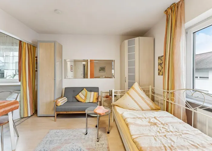 Schickes Zentral In Rhein-main, Wlan&tv Wiesbaden