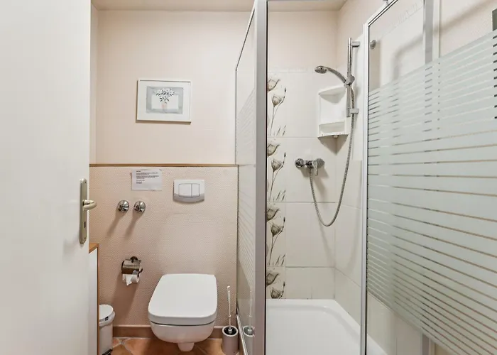 Schickes Zentral In Rhein-main, Wlan&tv Apartamento Wiesbaden