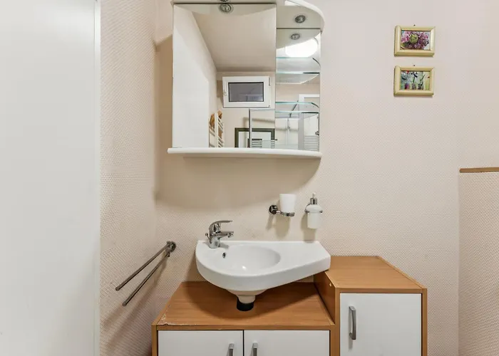 Apartamento Schickes Zentral In Rhein-main, Wlan&tv *