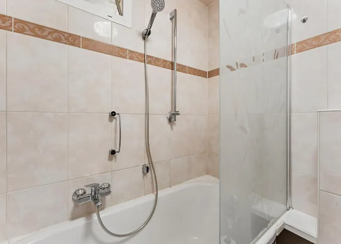 Schickes Zentral In Rhein-main, Wlan&tv Apartamento